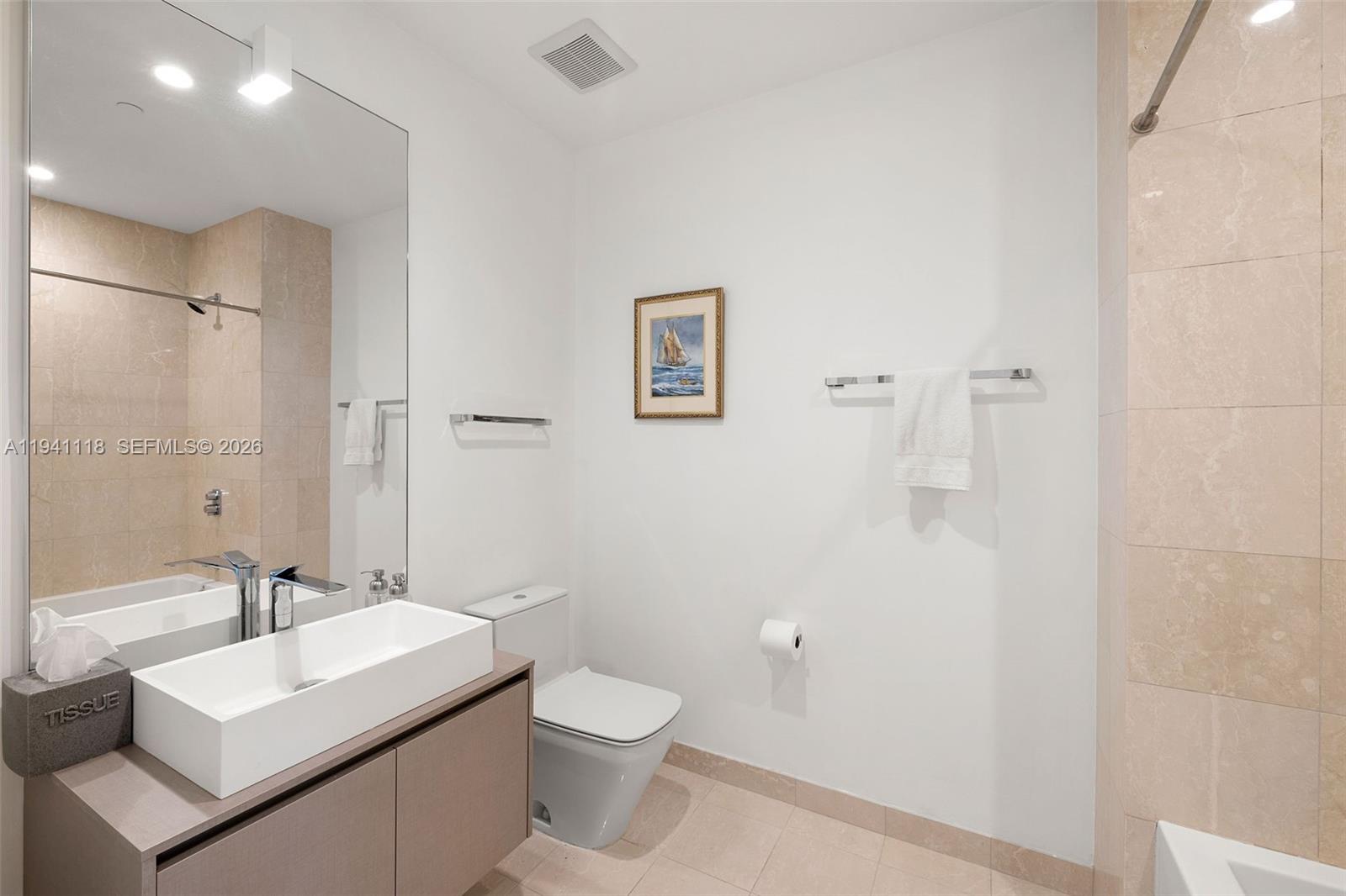 1000 Brickell Plz #PH5403 Miami, FL 33131