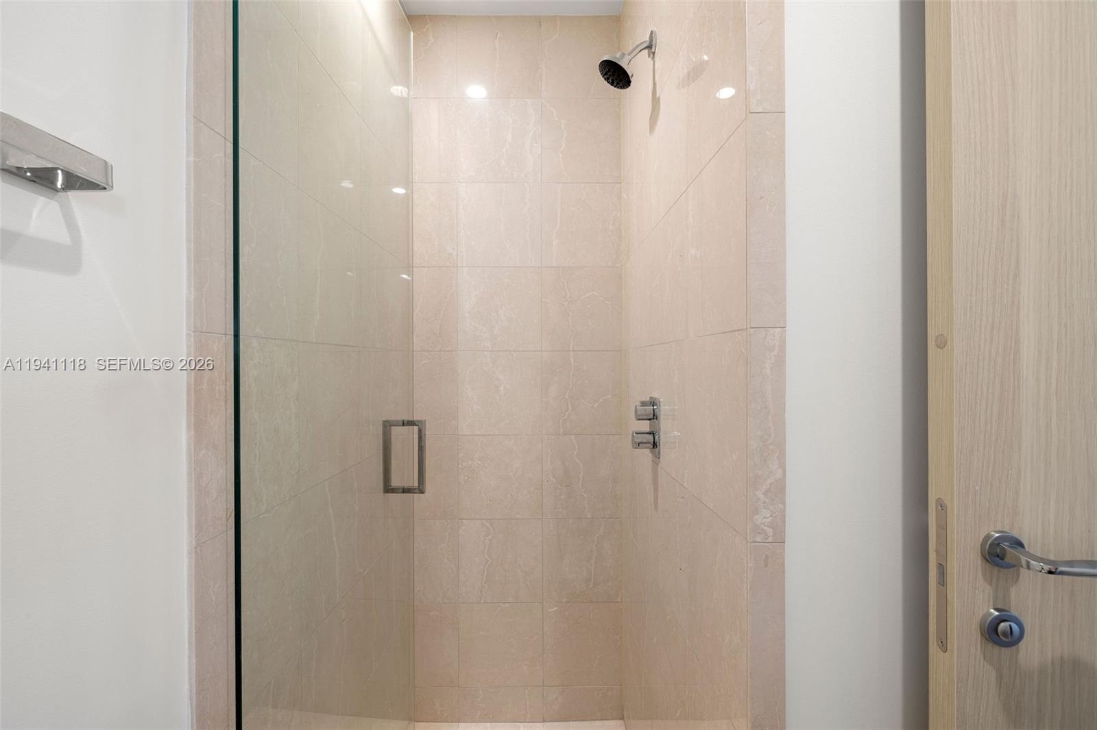 1000 Brickell Plz #PH5403 Miami, FL 33131