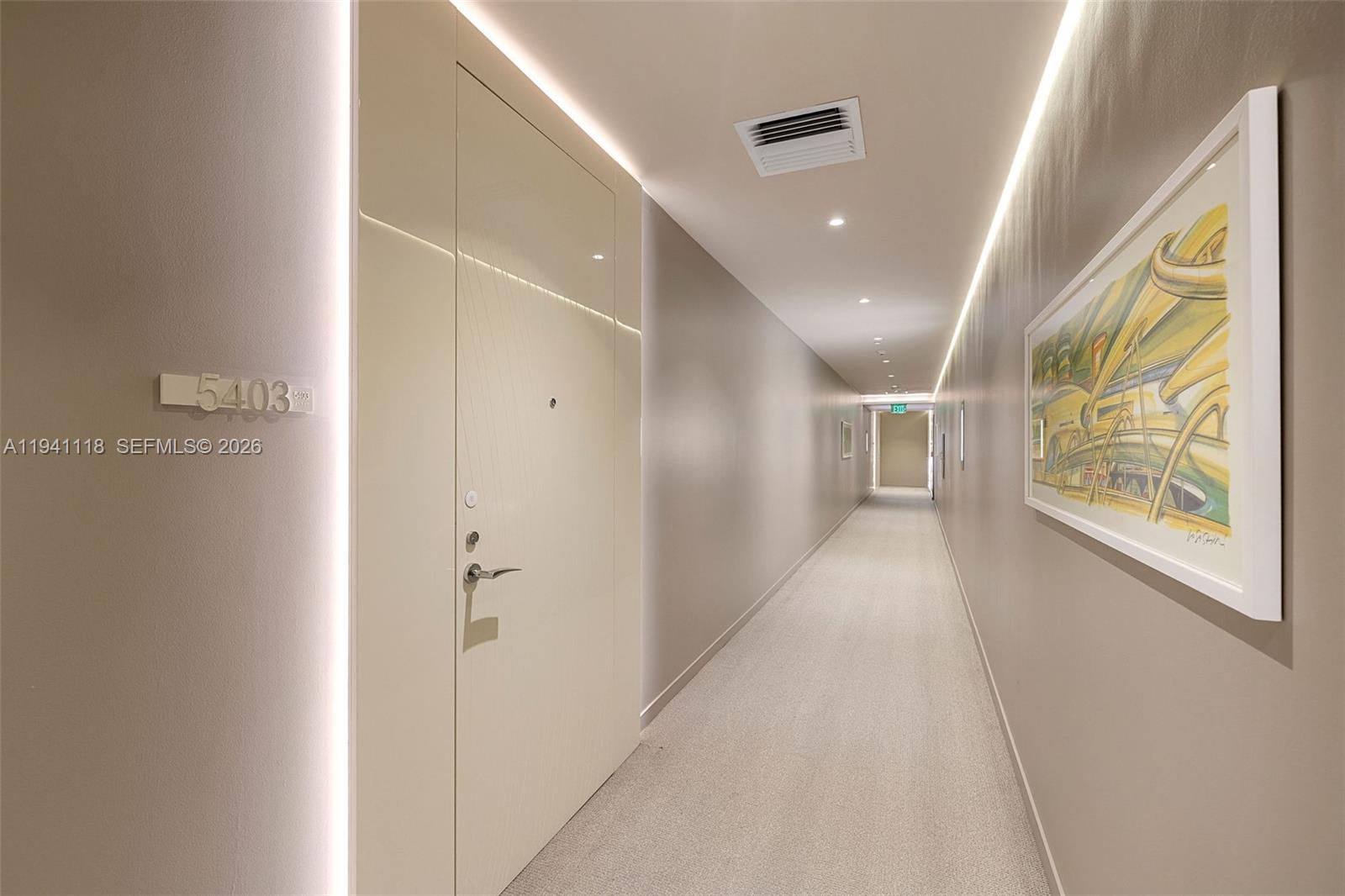 1000 Brickell Plz #PH5403 Miami, FL 33131