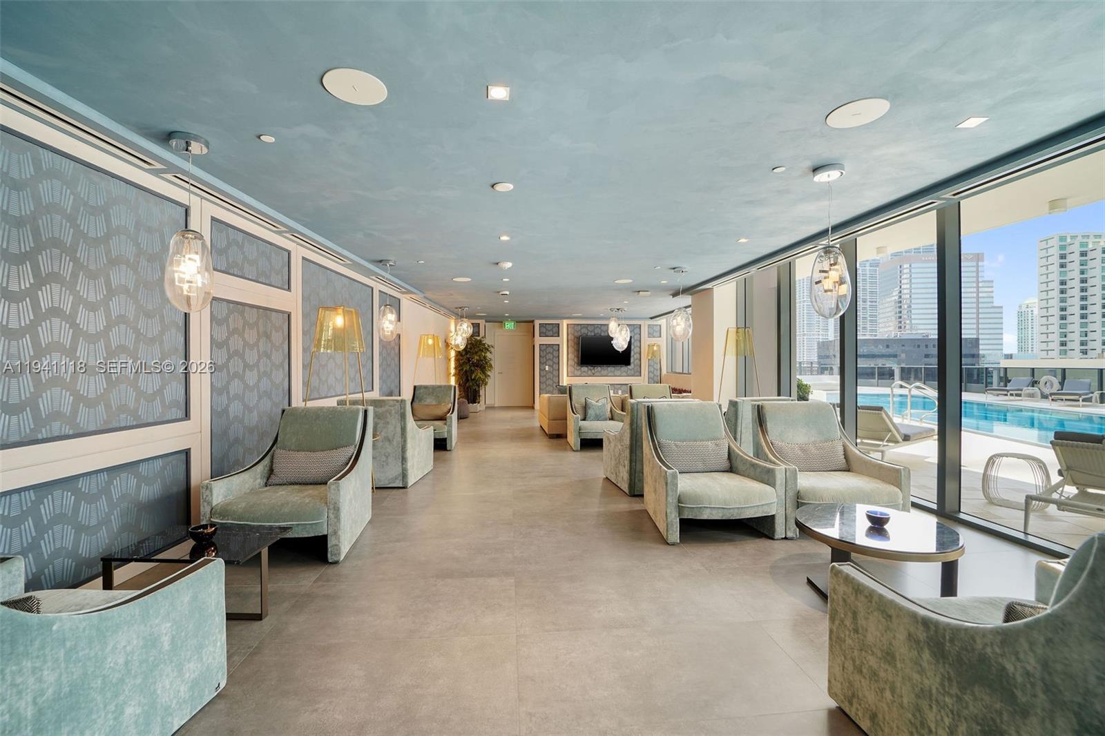 1000 Brickell Plz #PH5403 Miami, FL 33131