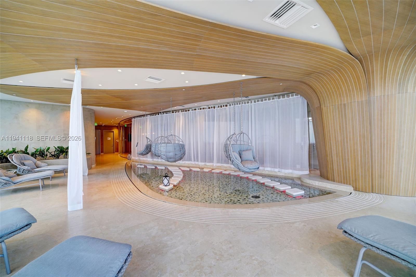 1000 Brickell Plz #PH5403 Miami, FL 33131