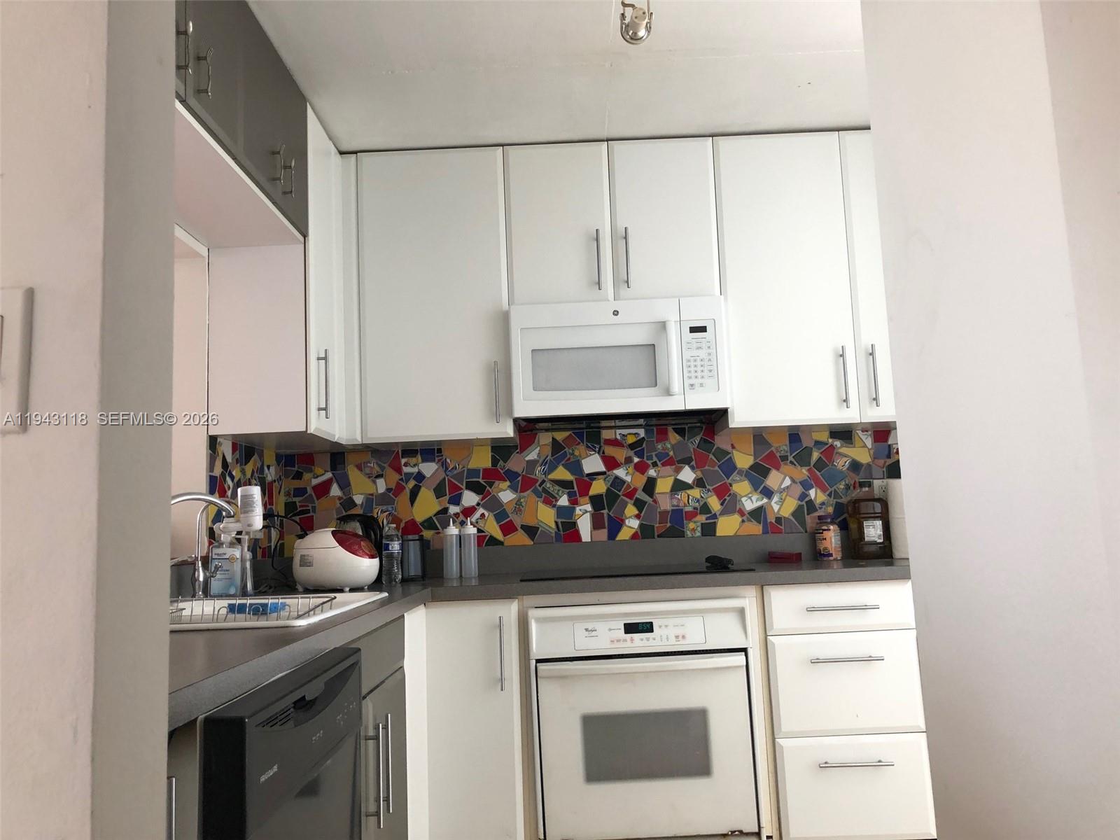 3660 NE 166th St #415 North Miami Beach, FL 33160