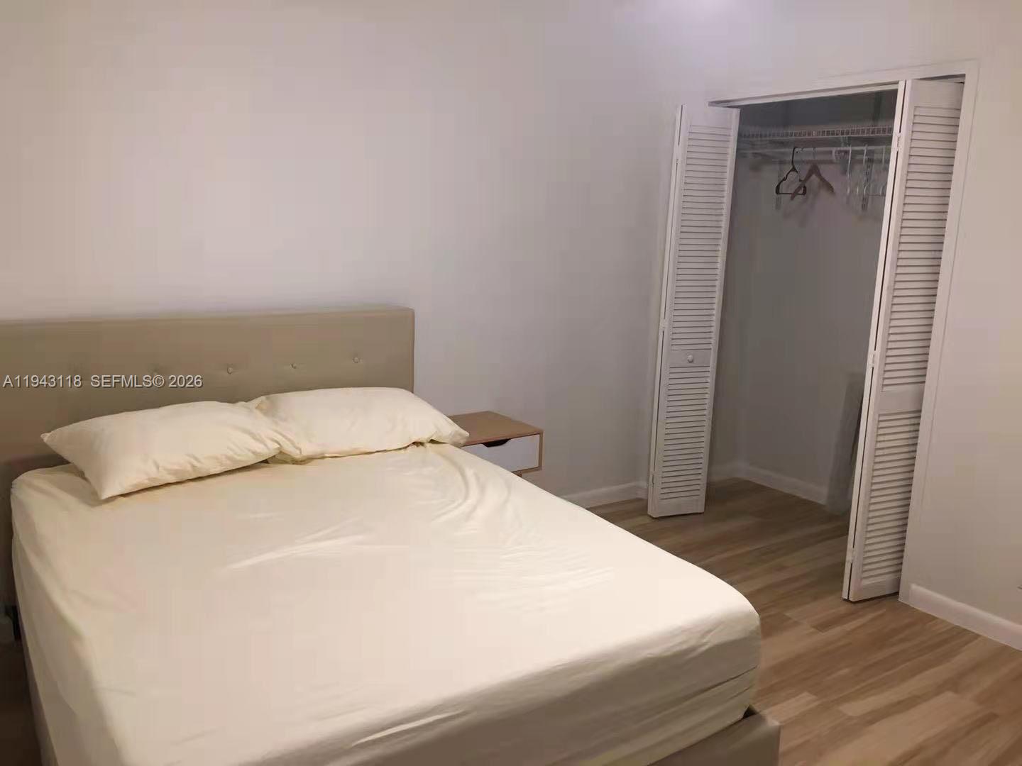 3660 NE 166th St #415 North Miami Beach, FL 33160