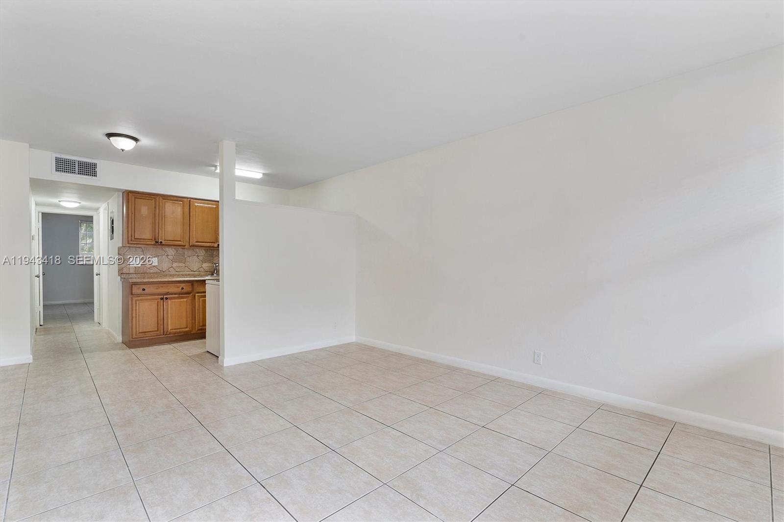 1715 N 16th Ave #306 Hollywood, FL 33020