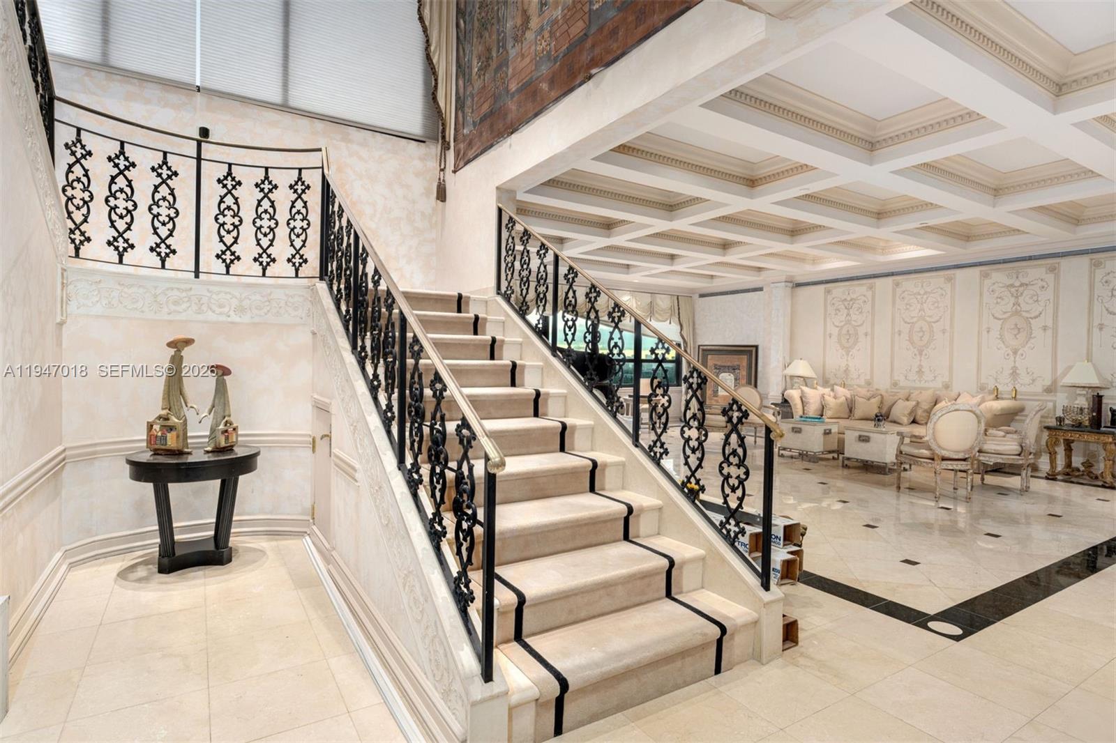 5225 Collins Ave #PH8 Miami Beach, FL 33140