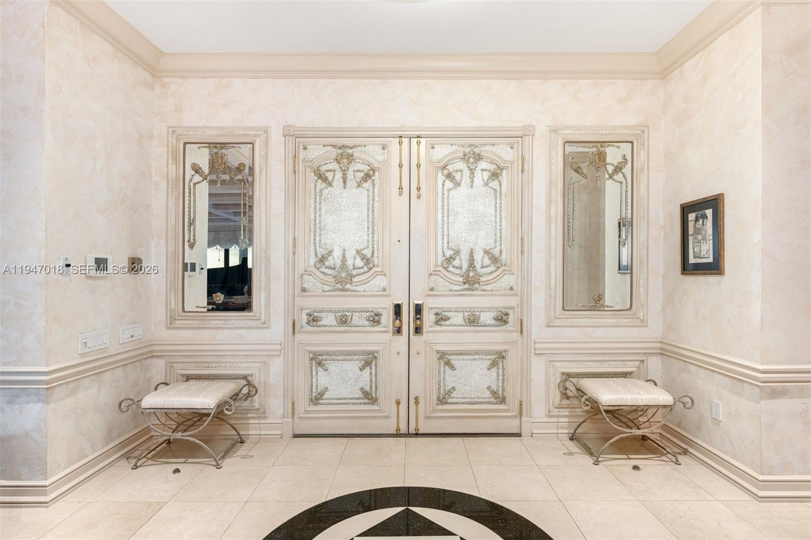 5225 Collins Ave #PH8 Miami Beach, FL 33140