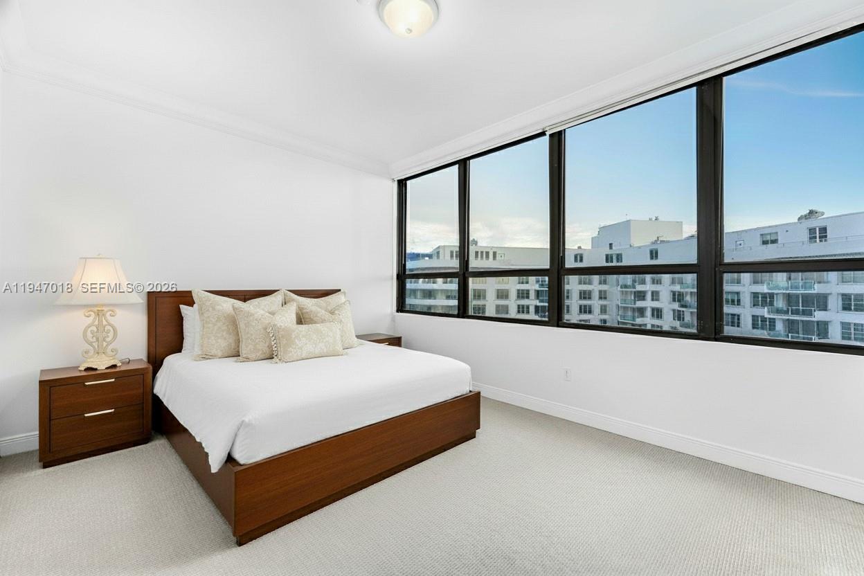 5225 Collins Ave #PH8 Miami Beach, FL 33140