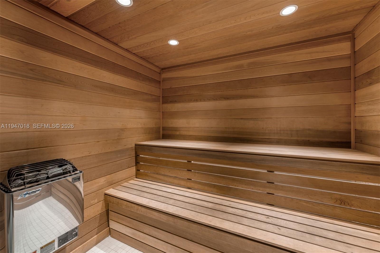 5225 Collins Ave #PH8 Miami Beach, FL 33140