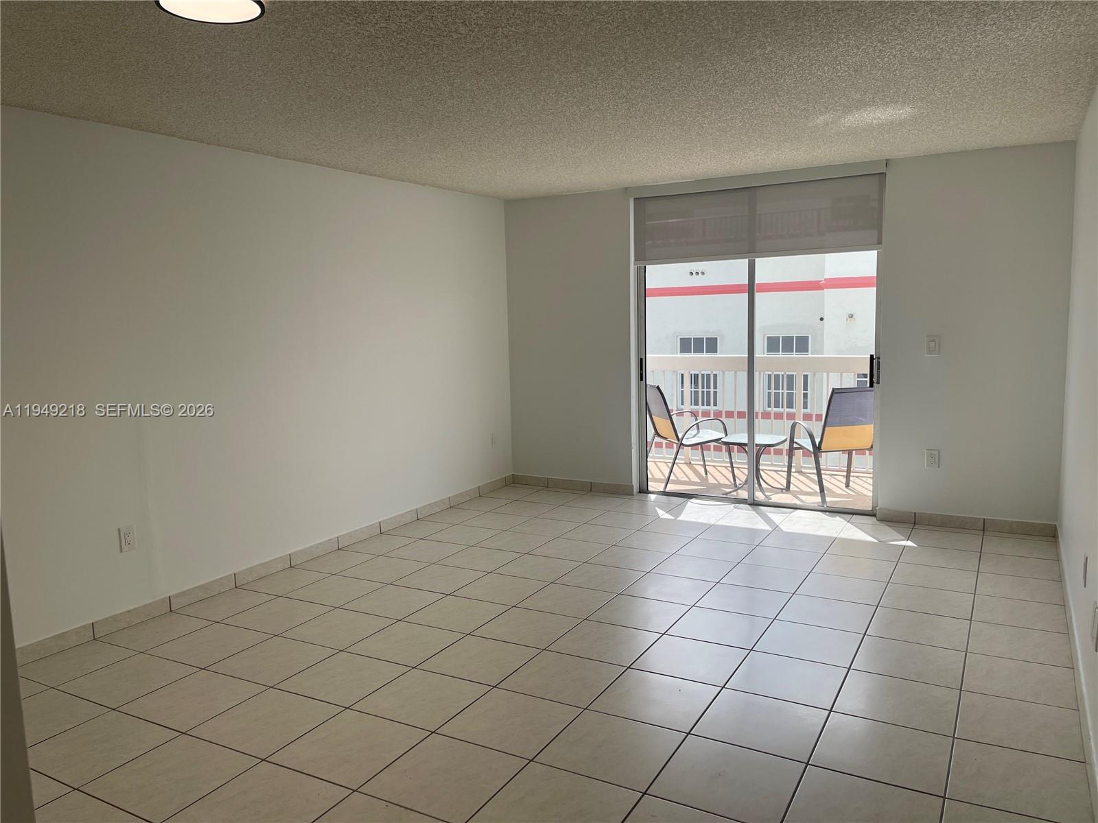 3588 Collins Ave #404 Miami Beach, FL 33140