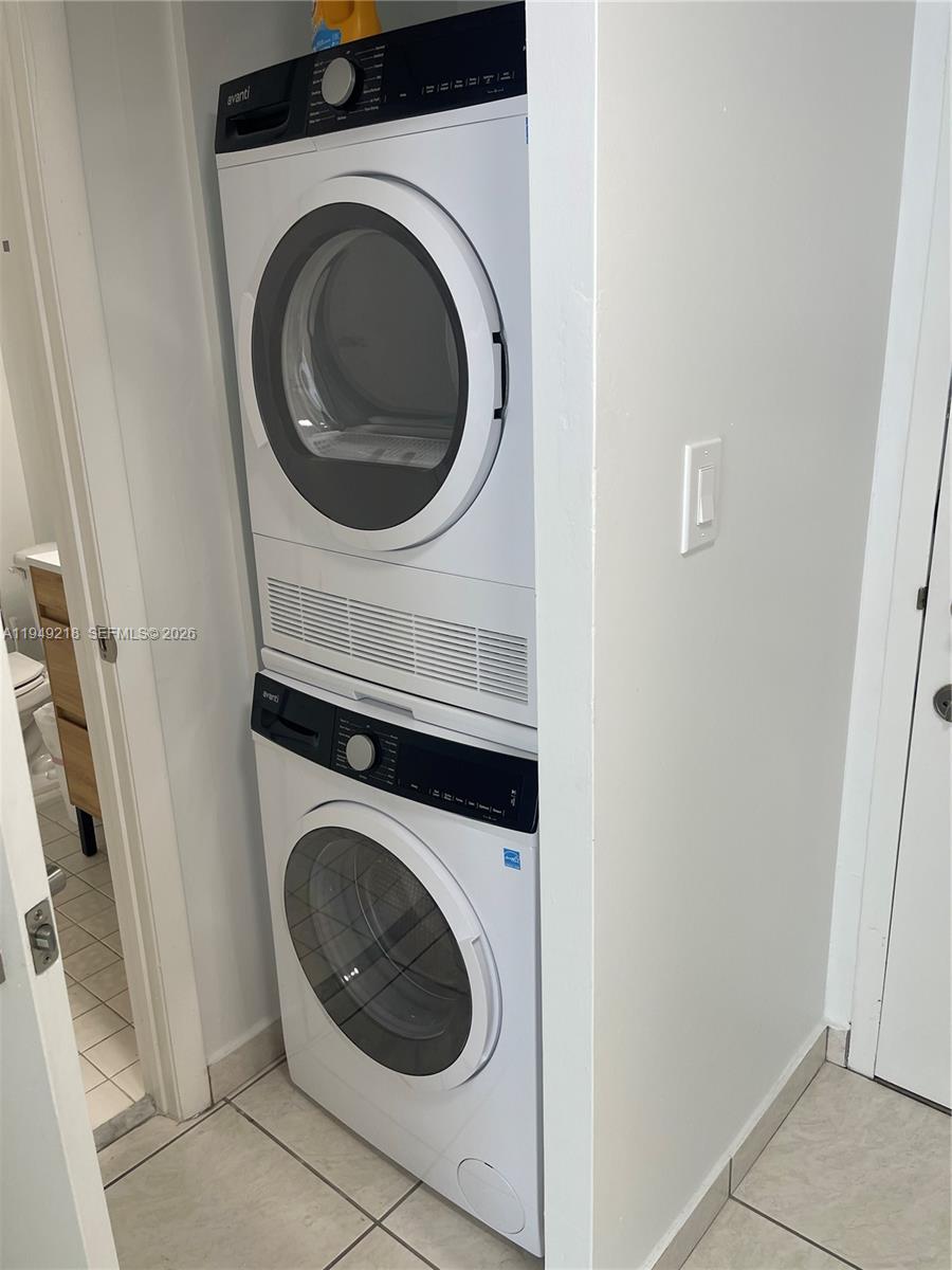 3588 Collins Ave #404 Miami Beach, FL 33140