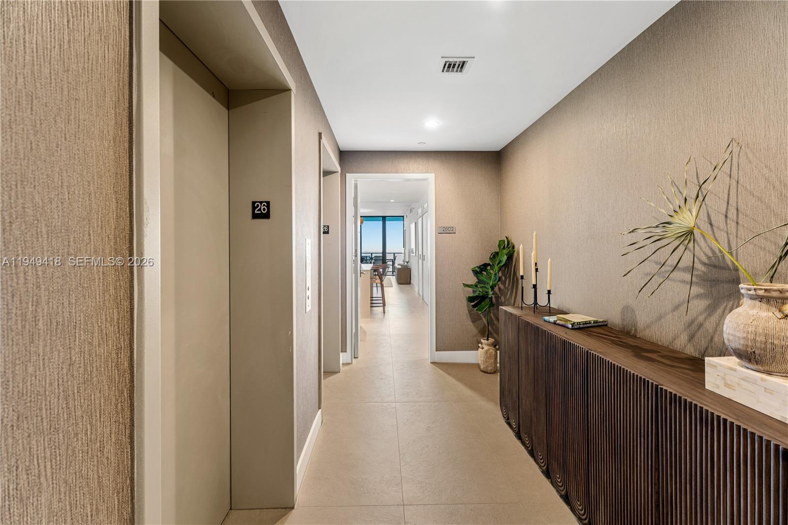 700 NE 24th St #2602 Miami, FL 33137