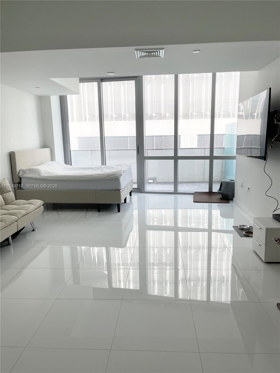 image Paramount Miami Worldcenter12