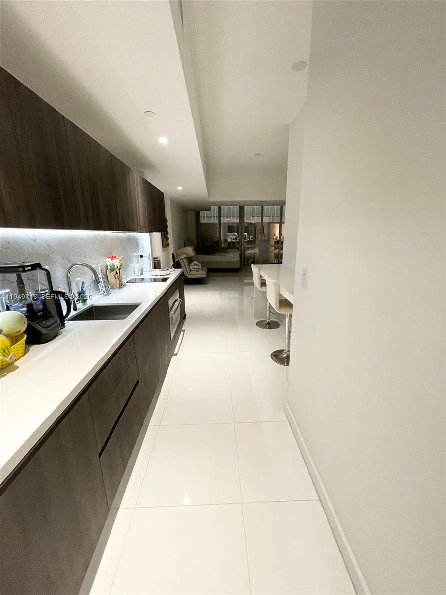 image Paramount Miami Worldcenter2