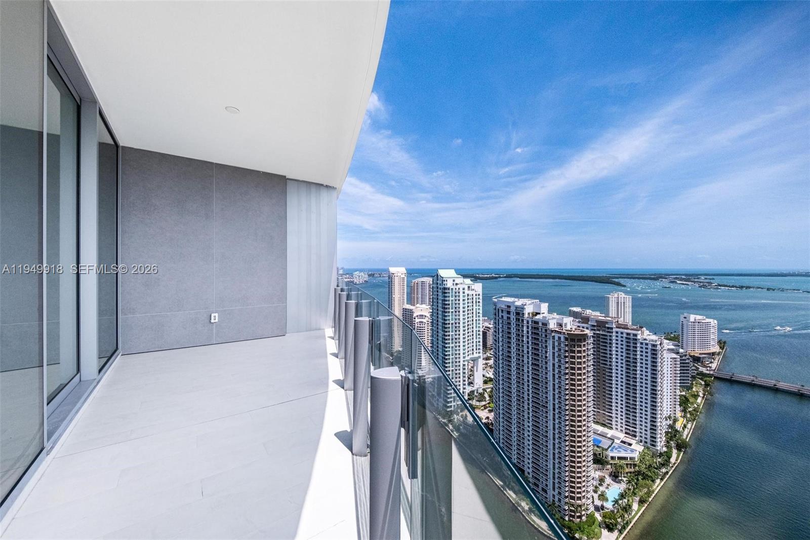 300 Biscayne Blvd Way #4507W Miami, FL 33131