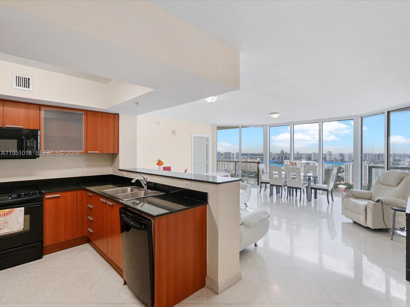 16699 Collins Ave #3407