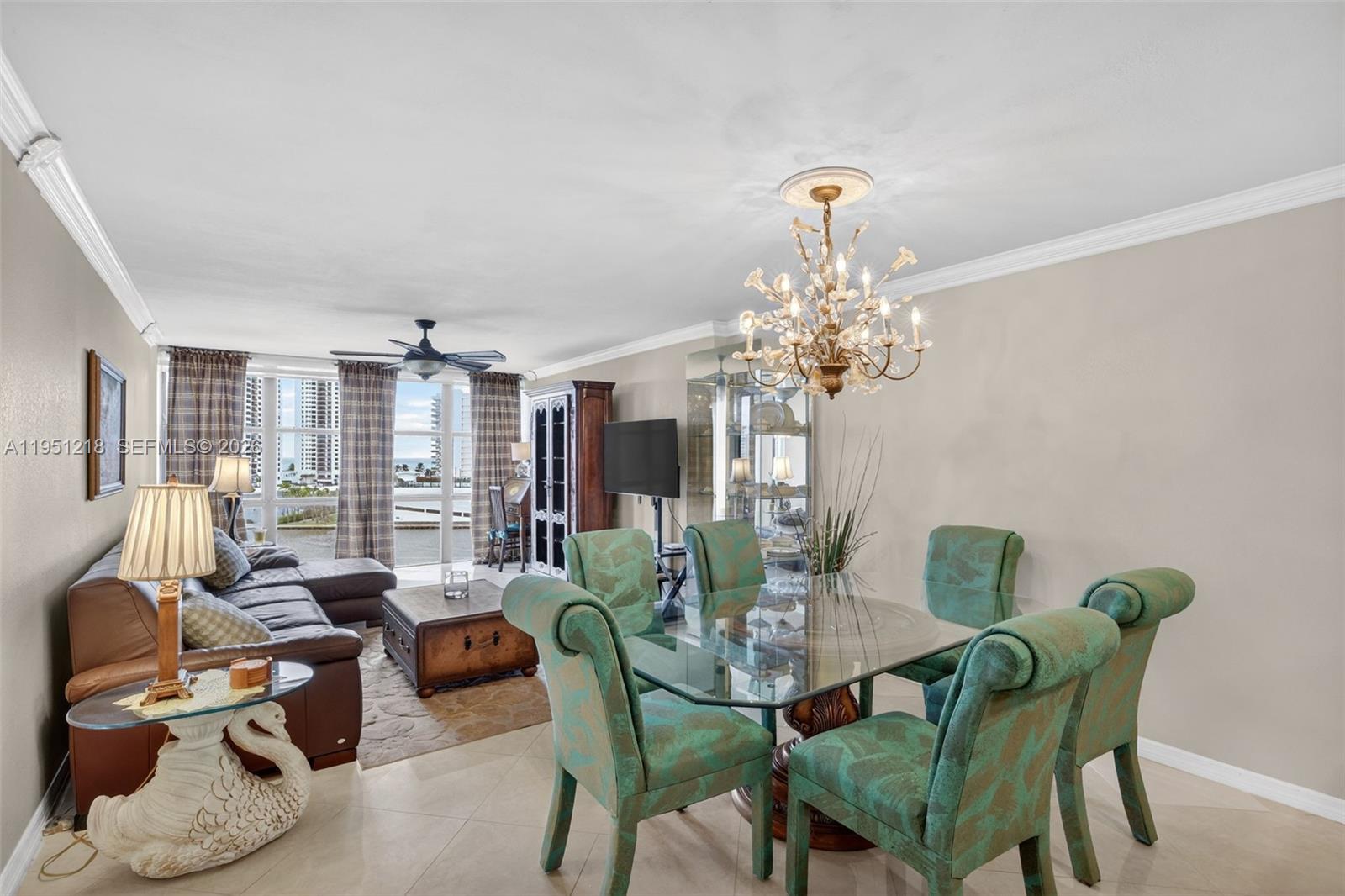 1000 Parkview Dr #806 Hallandale Beach, FL 33009