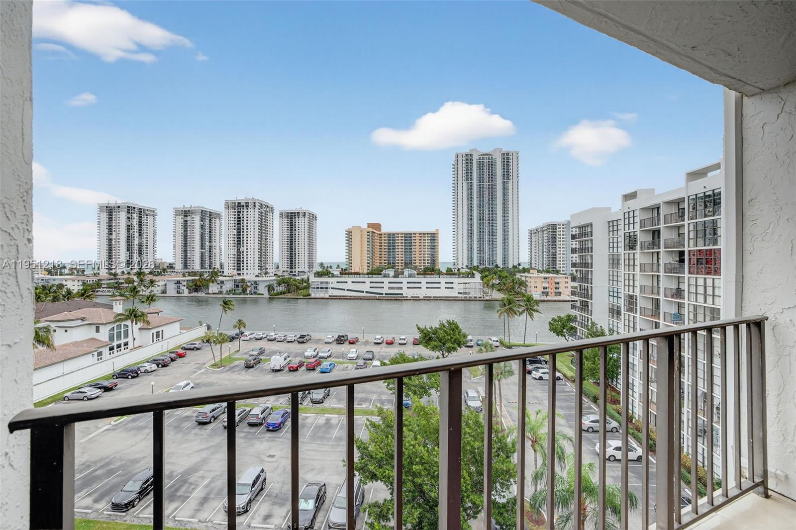 1000 Parkview Dr #806 Hallandale Beach, FL 33009