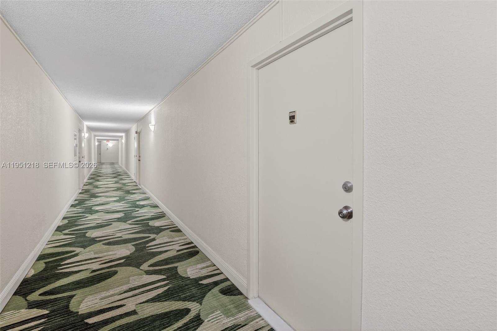 1000 Parkview Dr #806 Hallandale Beach, FL 33009