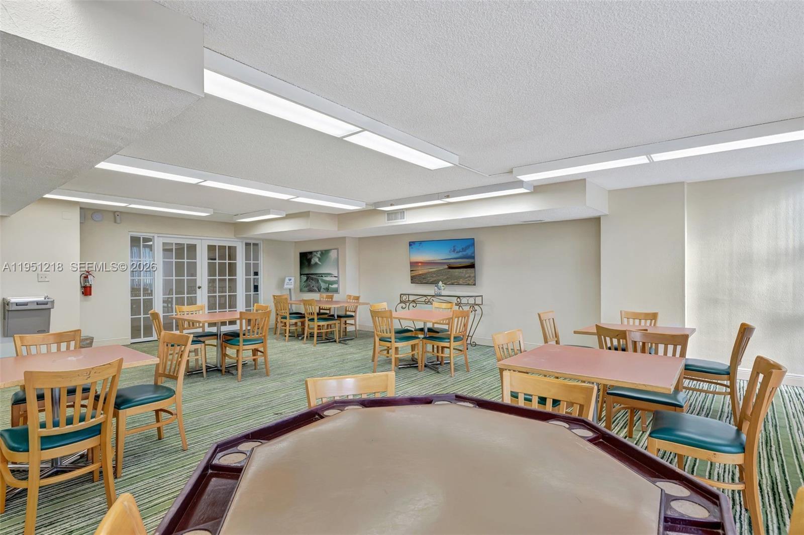 1000 Parkview Dr #806 Hallandale Beach, FL 33009