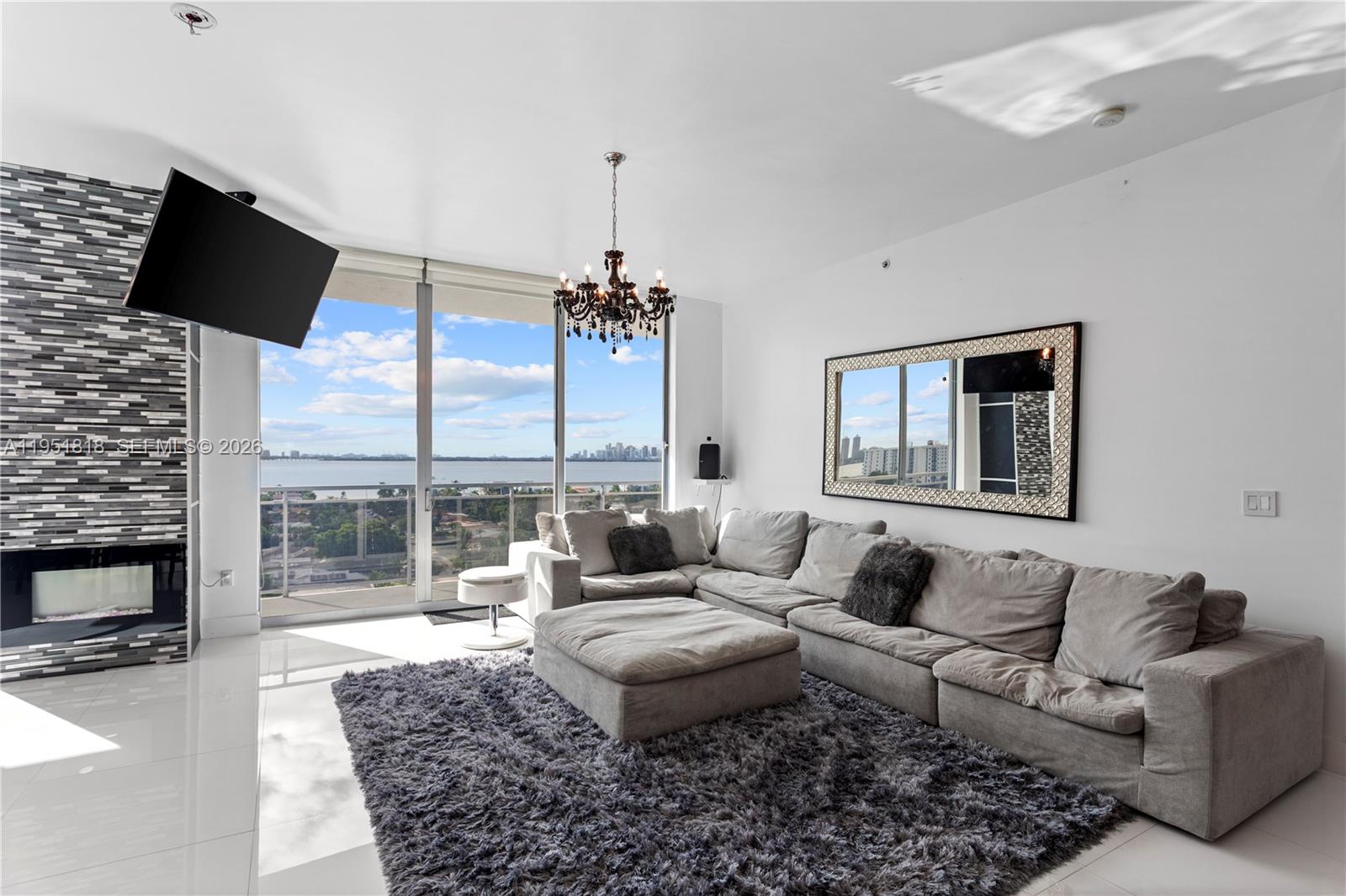 7901 Hispanola Ave #902 North Bay Village, FL 33141