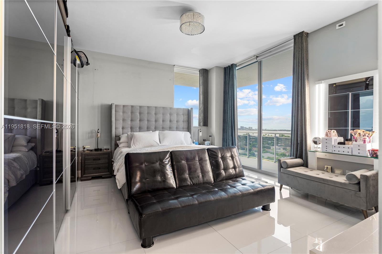 7901 Hispanola Ave #902 North Bay Village, FL 33141