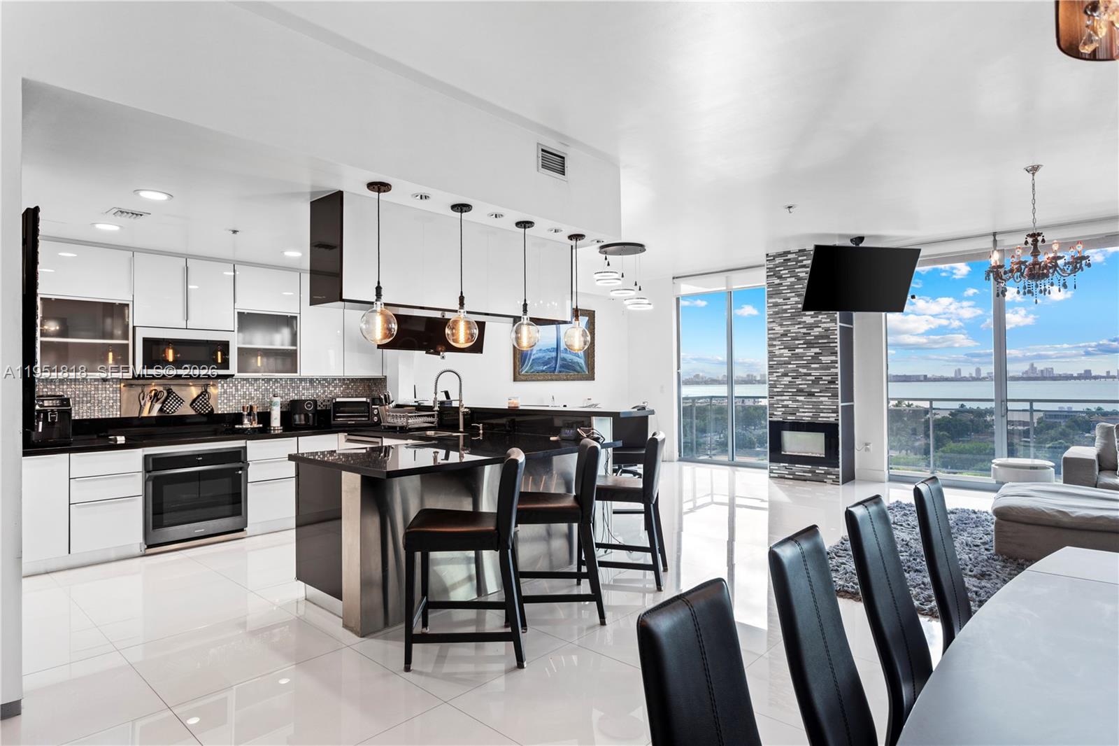 7901 Hispanola Ave #902 North Bay Village, FL 33141