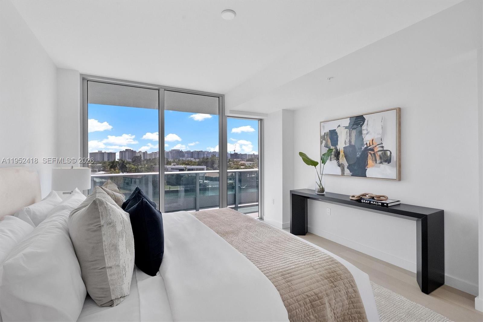 9221 E Bay Hbr #509 Bay Harbor Islands, FL 33154