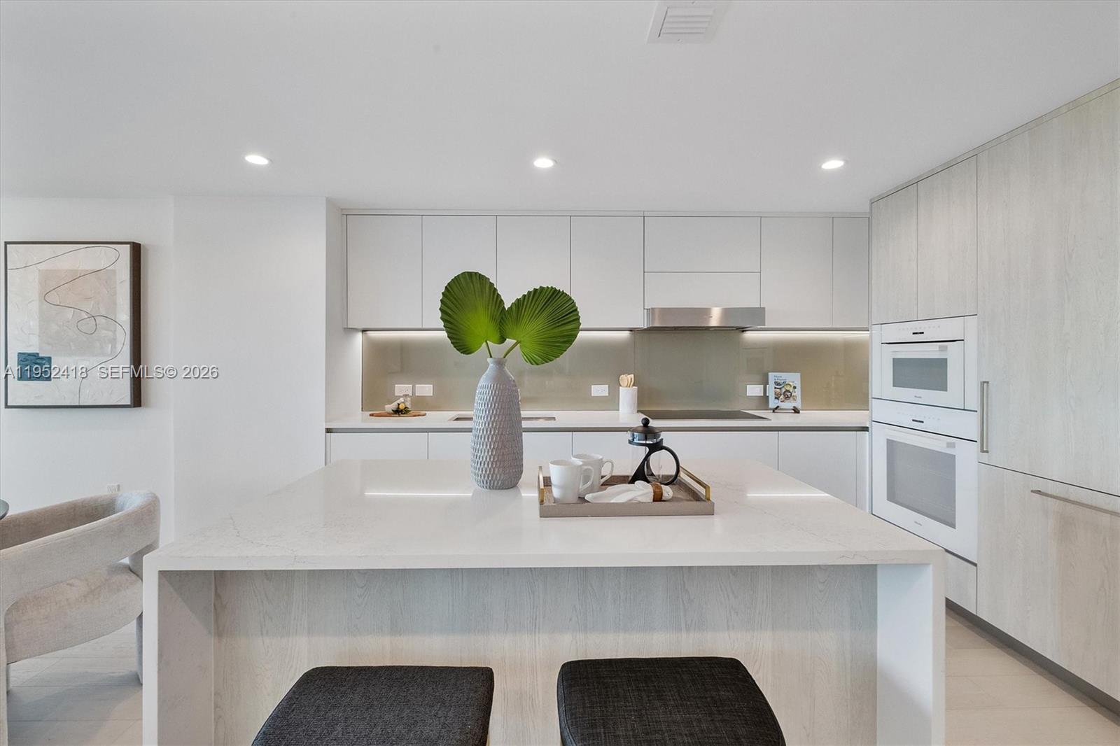 9221 E Bay Hbr #509 Bay Harbor Islands, FL 33154