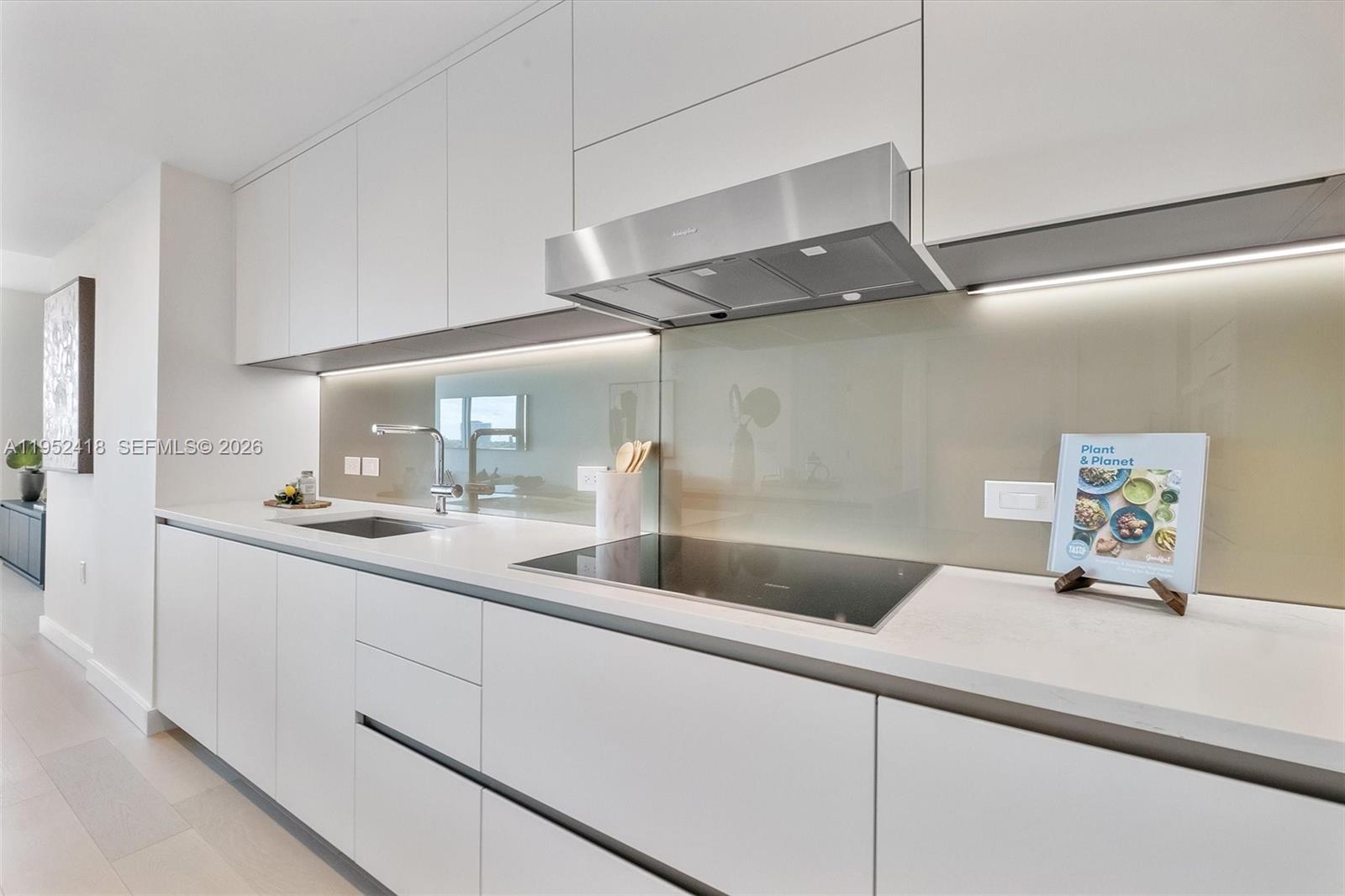 9221 E Bay Hbr #509 Bay Harbor Islands, FL 33154