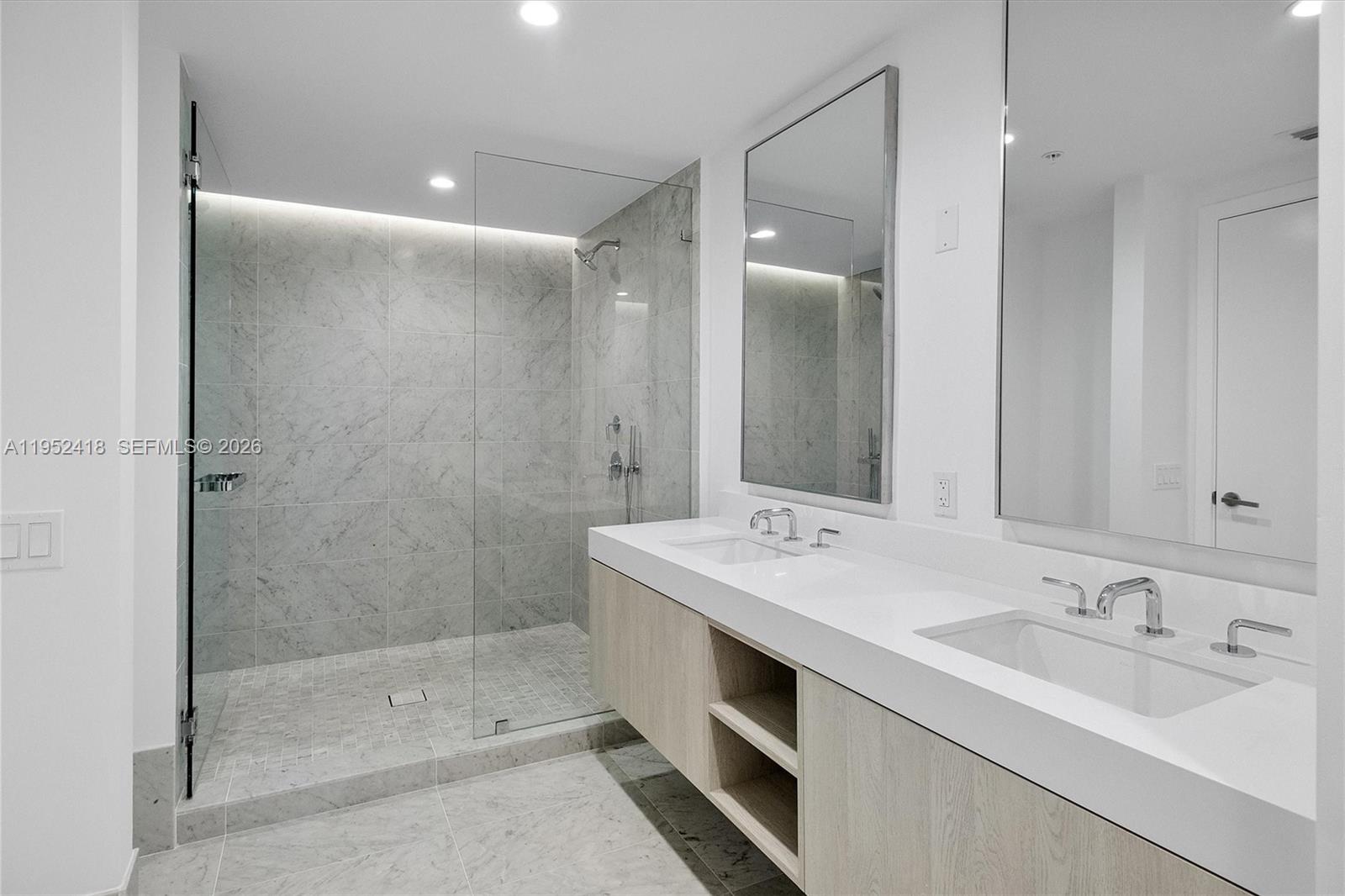 9221 E Bay Hbr #509 Bay Harbor Islands, FL 33154