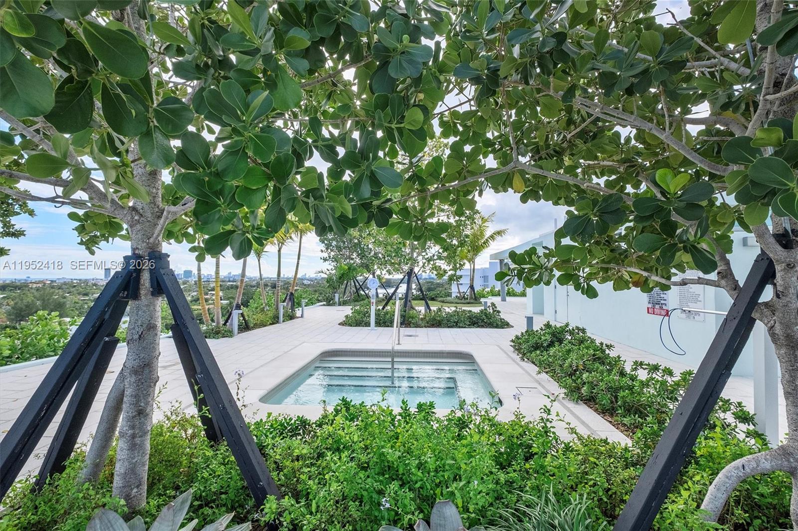 9221 E Bay Hbr #509 Bay Harbor Islands, FL 33154