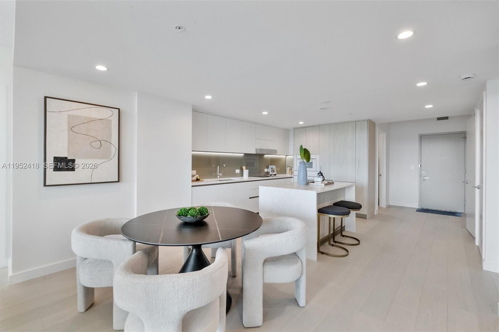 9221 E Bay Hbr #509 Bay Harbor Islands, FL 33154