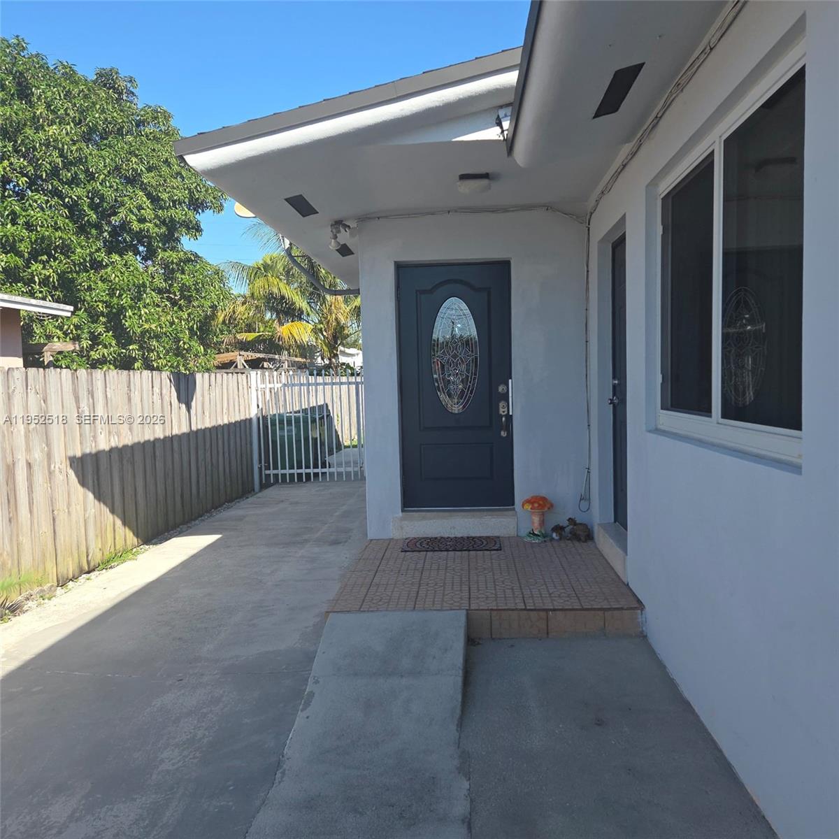 7401 SW 21st St Miami, FL 33155