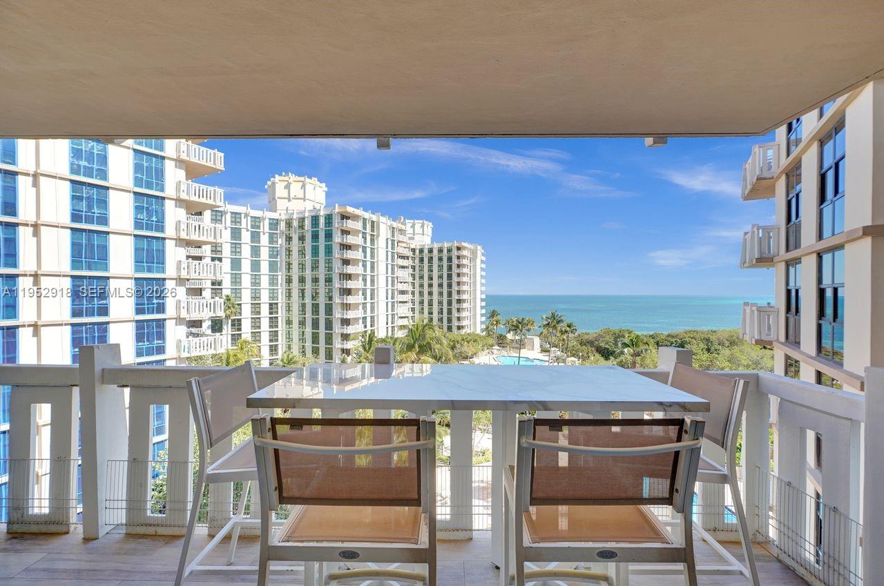 1121 Crandon Blvd #D706