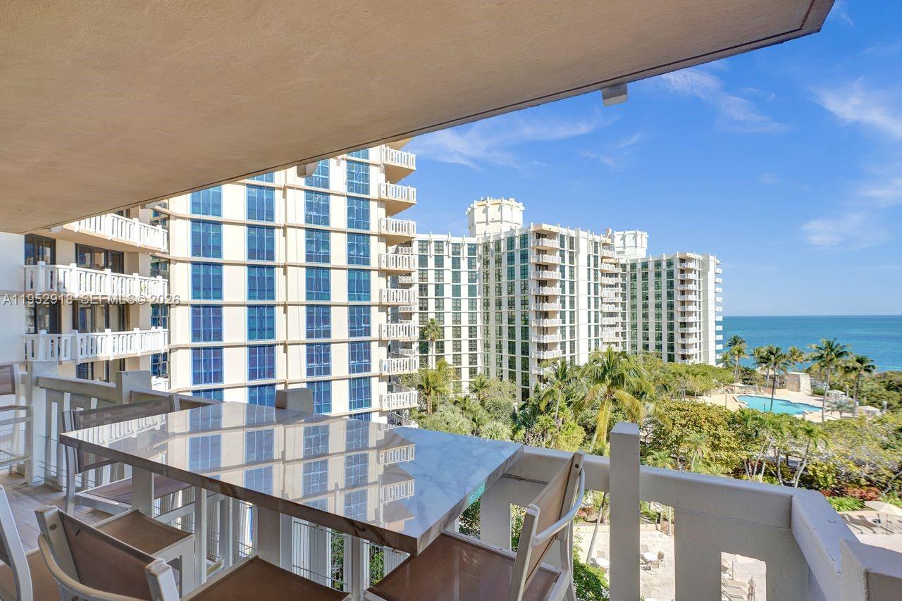 image Towers of Key Biscayne4