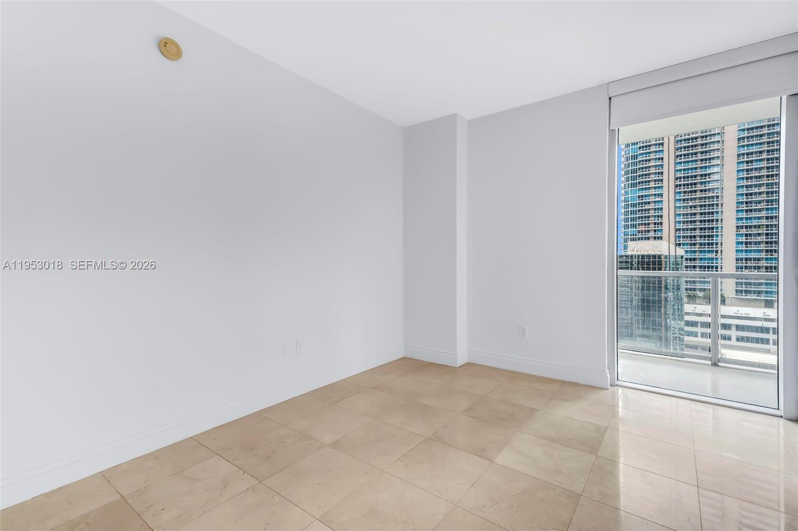 image 1060 Brickell - 105017
