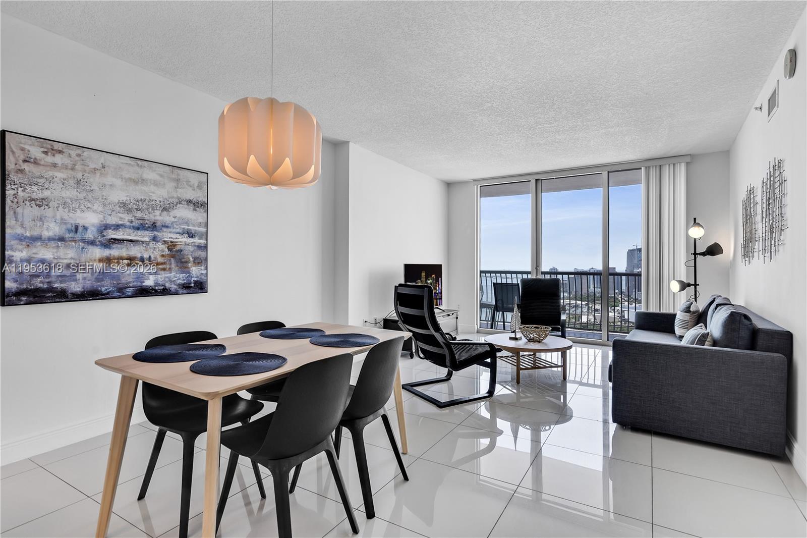 1750 N Bayshore Dr #5310 Miami, FL 33132