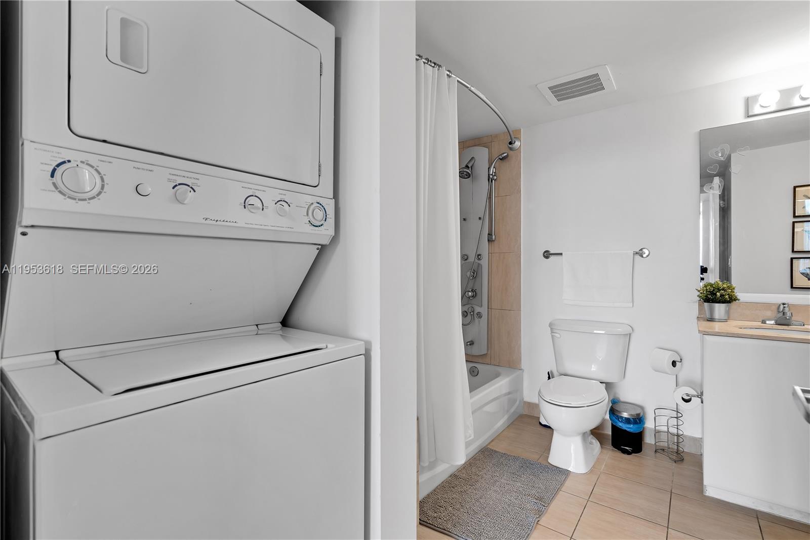 1750 N Bayshore Dr #5310 Miami, FL 33132