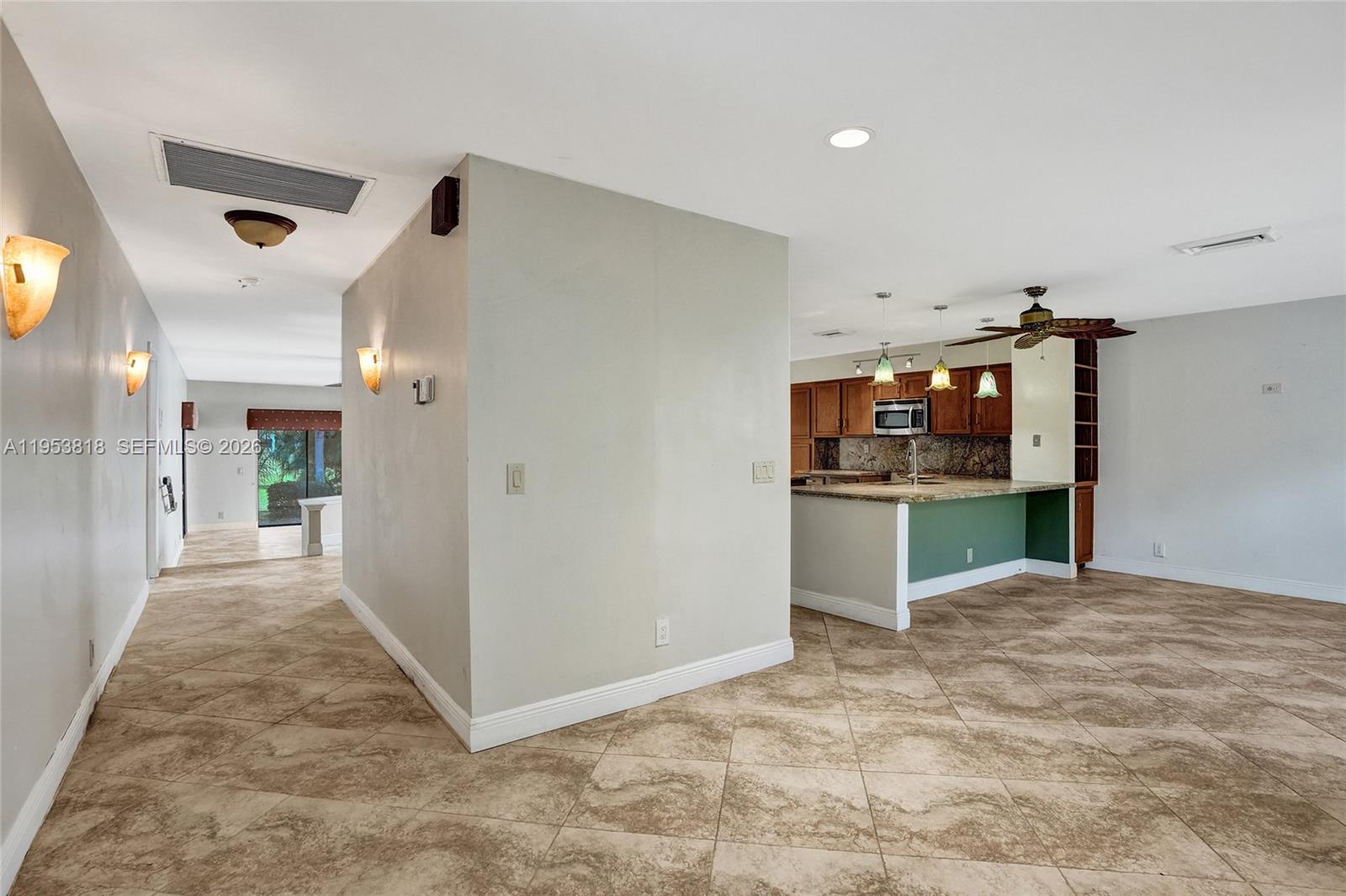 17115 Bay St Jupiter, FL 33477