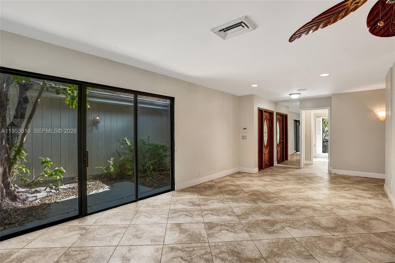 17115 Bay St Jupiter, FL 33477