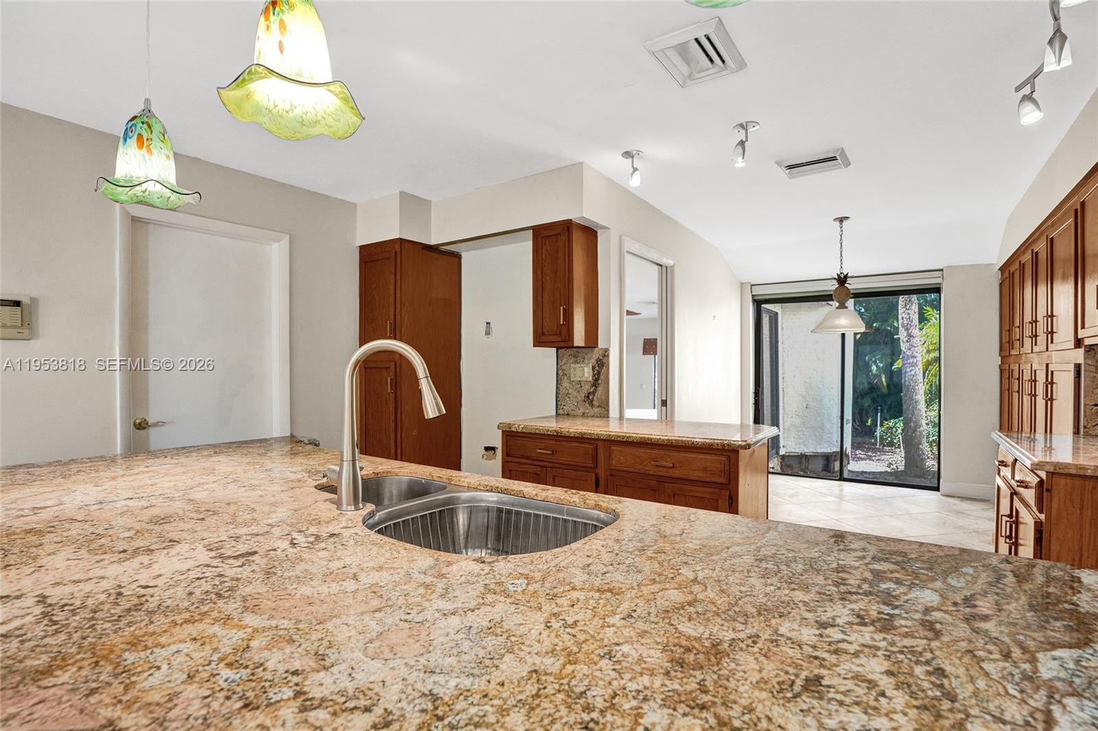 17115 Bay St Jupiter, FL 33477