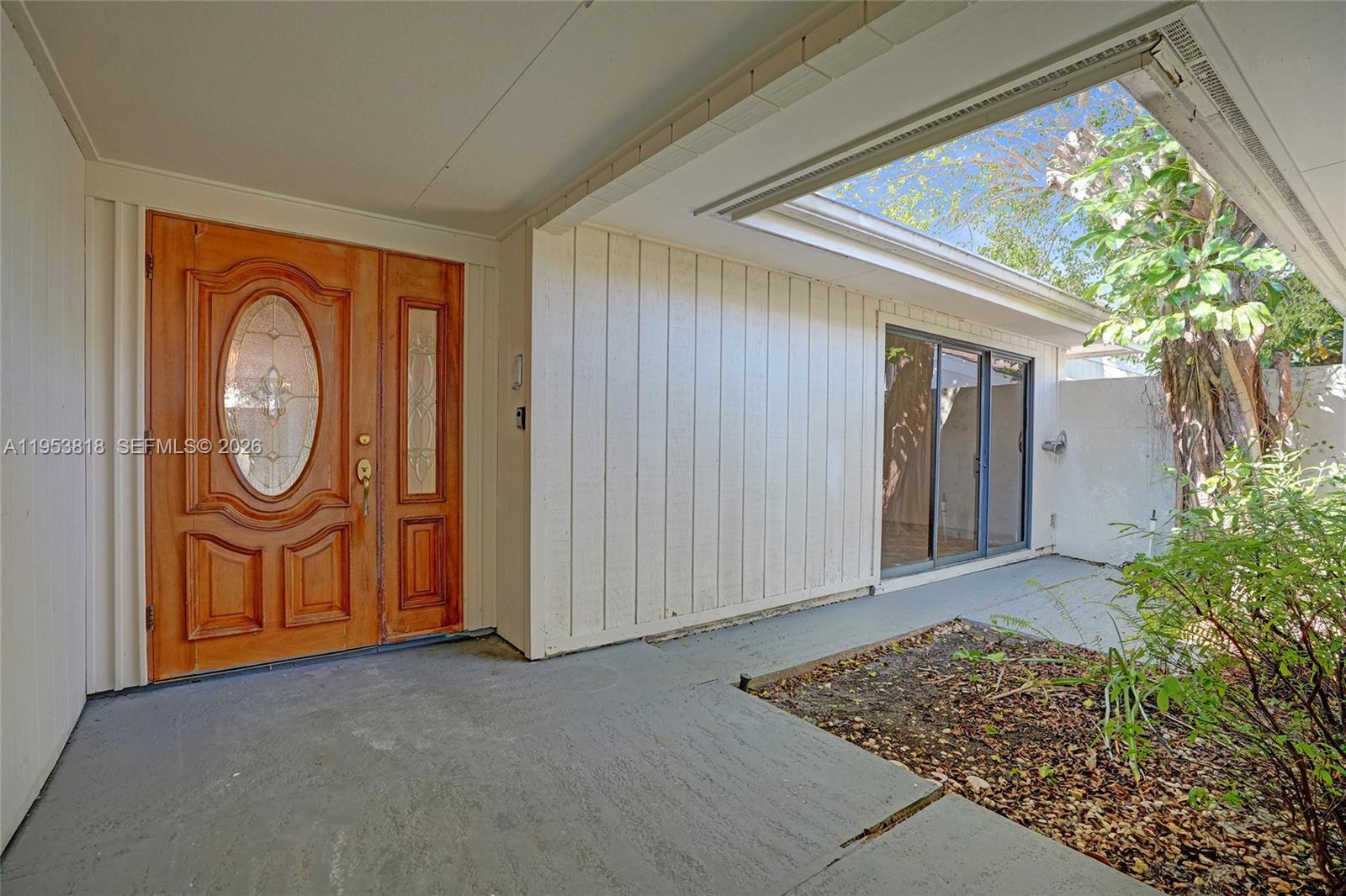 17115 Bay St Jupiter, FL 33477