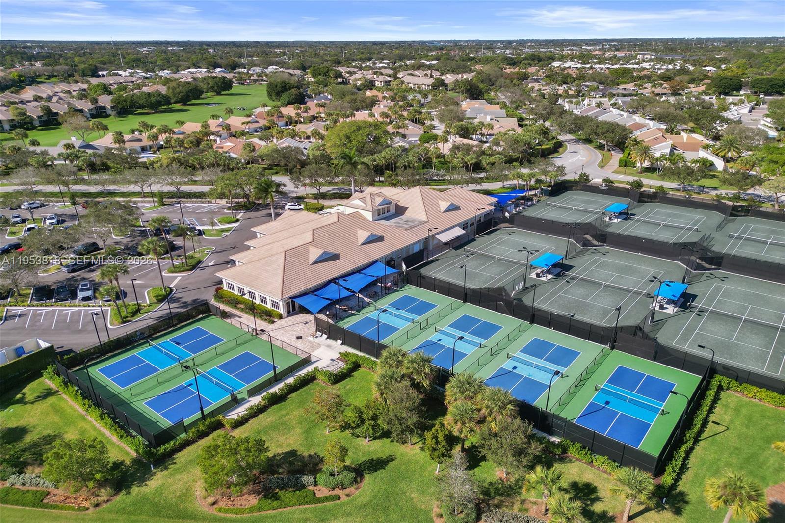 17115 Bay St Jupiter, FL 33477