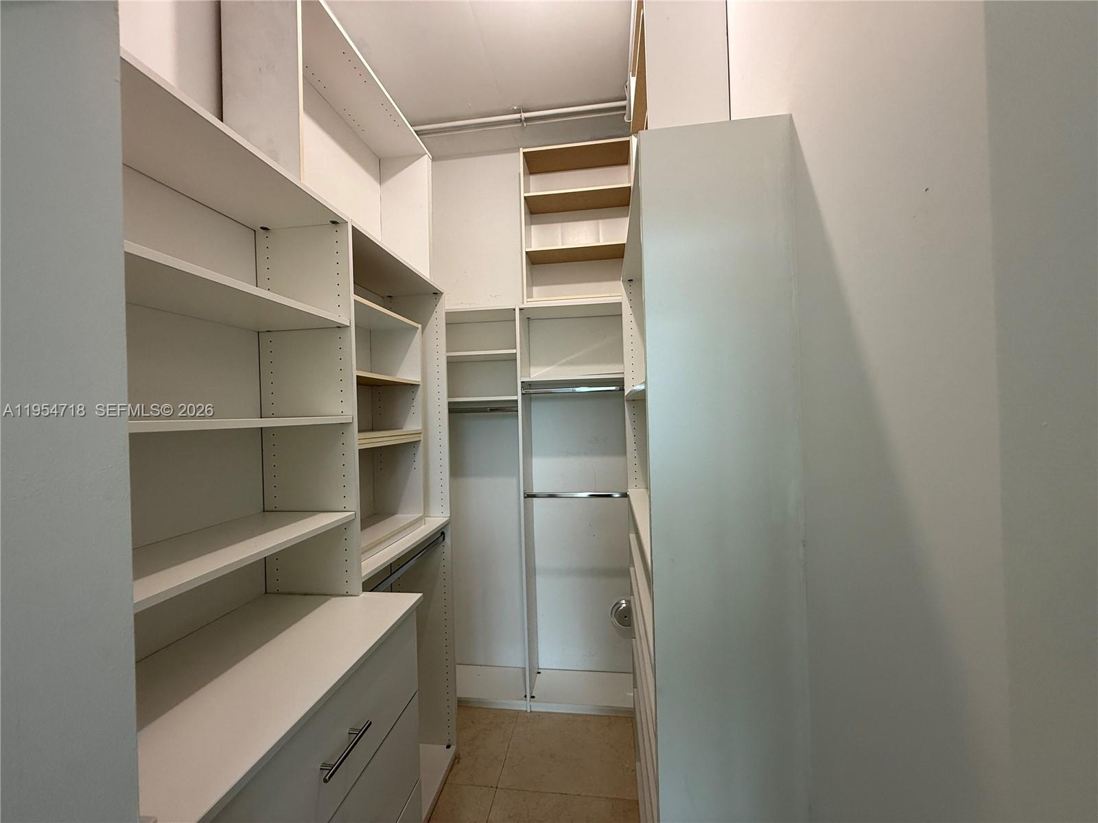 image Uptown Marina Lofts5