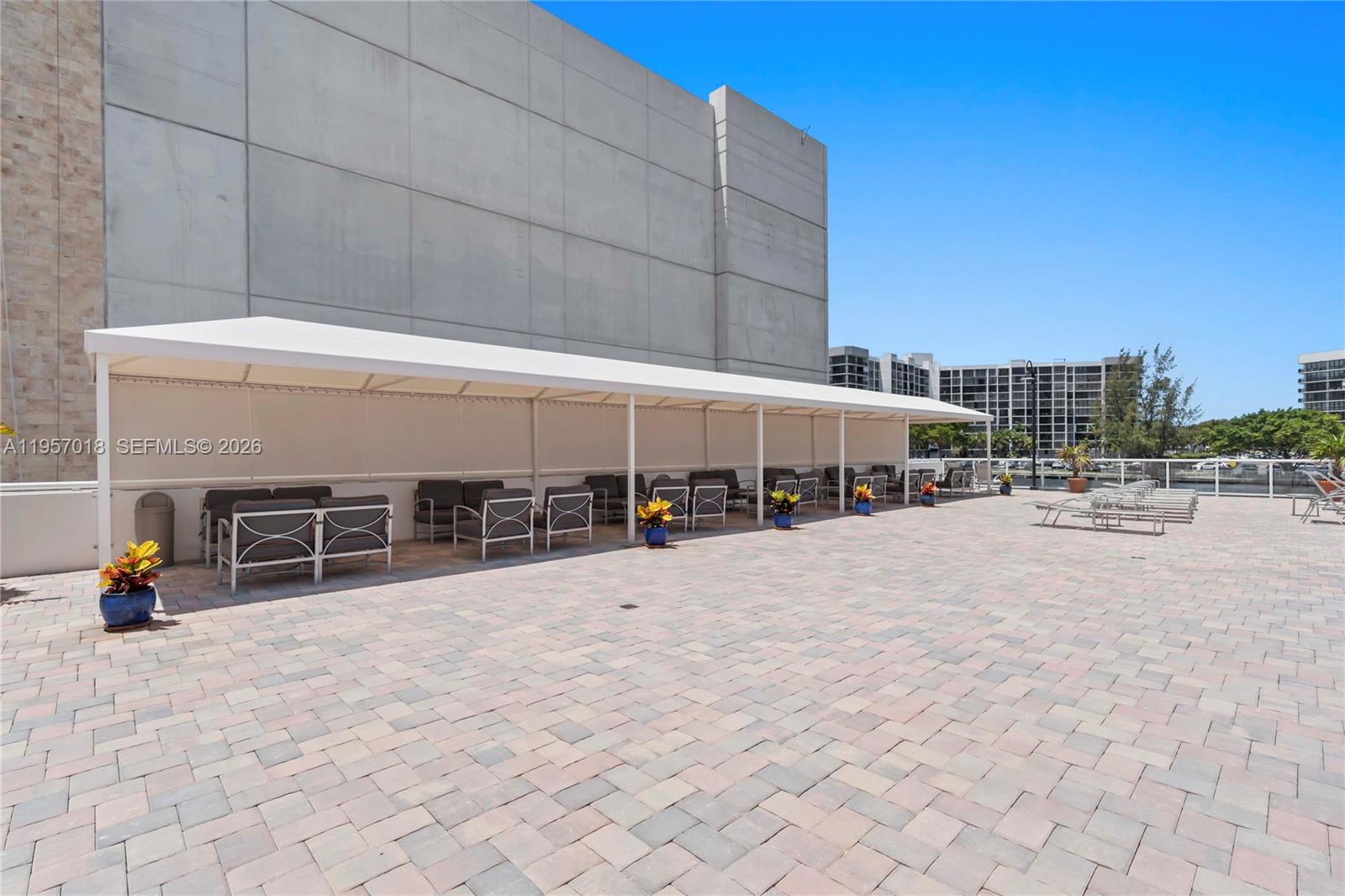 3000 S Ocean Dr #1006 Hollywood, FL 33019