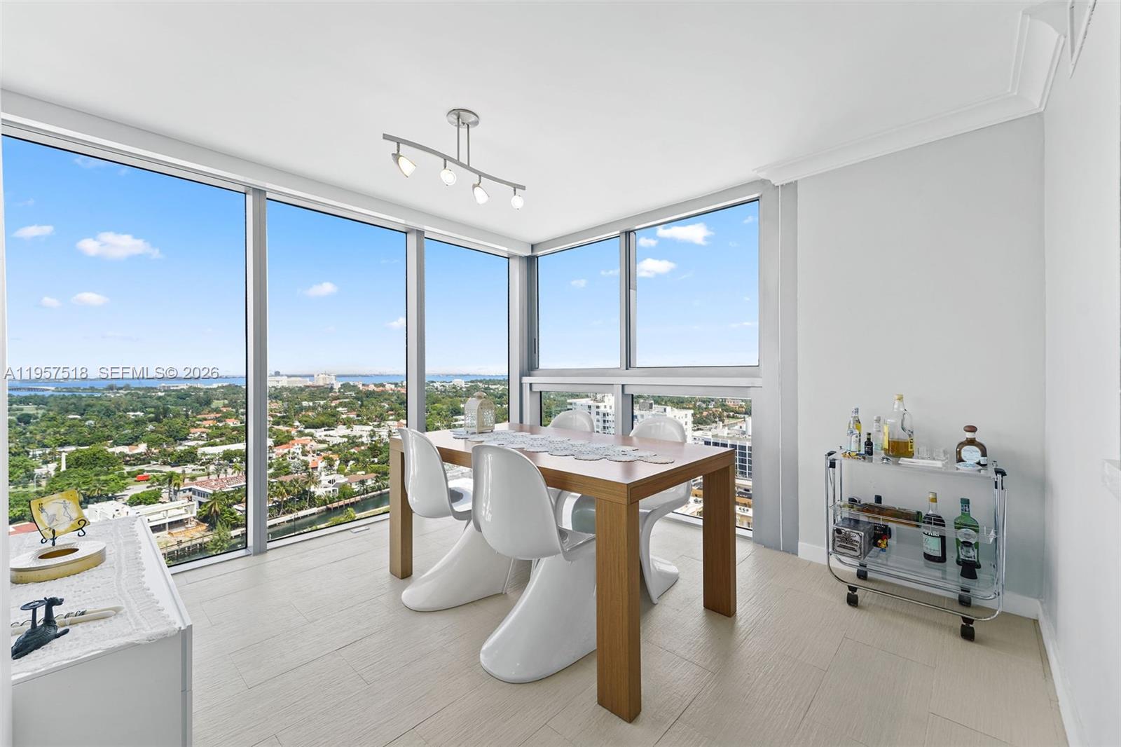 2655 Collins Ave #2301 Miami Beach, FL 33140