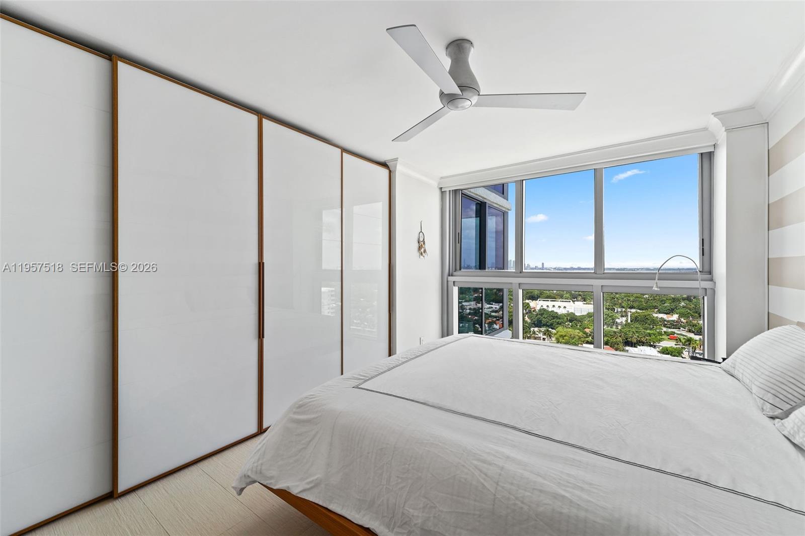 2655 Collins Ave #2301 Miami Beach, FL 33140
