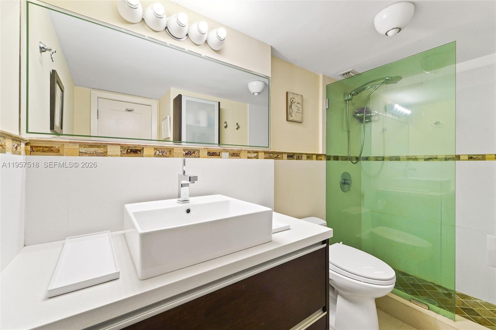 2655 Collins Ave #2301 Miami Beach, FL 33140