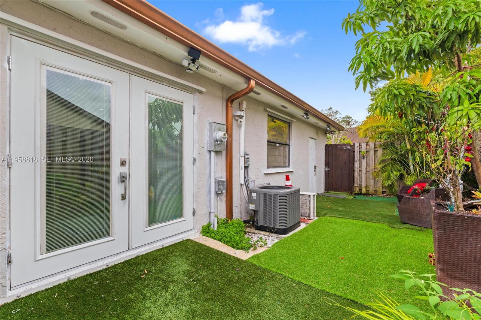 5018 SW 148th Pl Miami, FL 33185