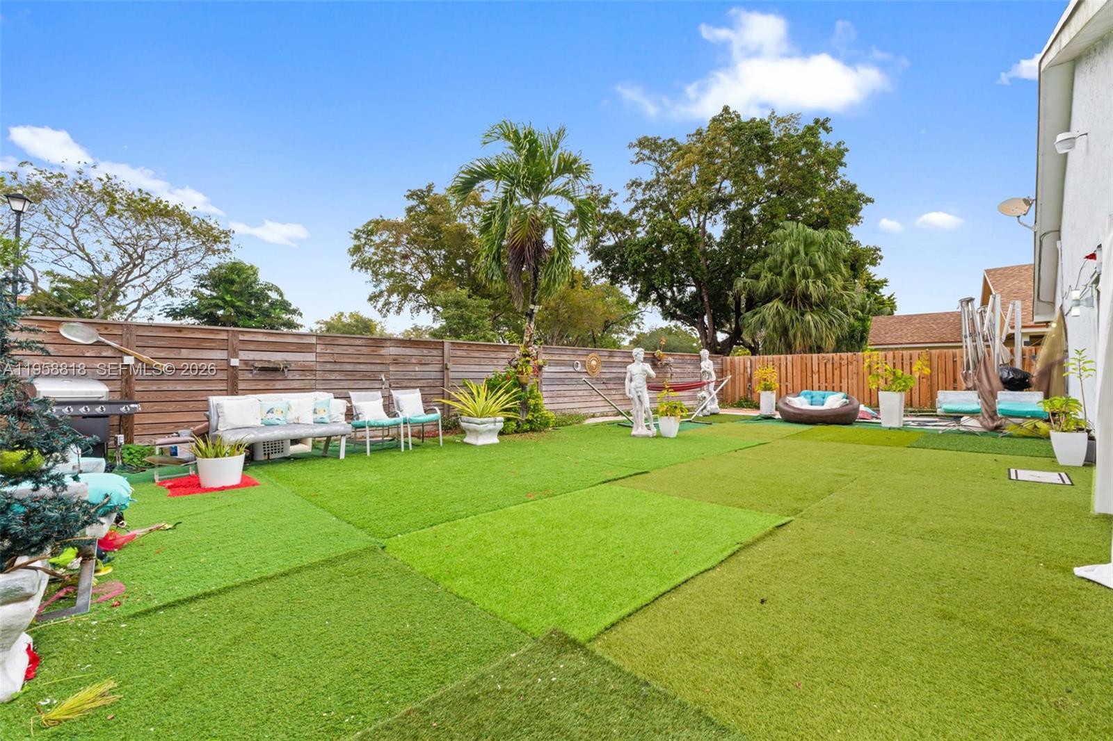 5018 SW 148th Pl Miami, FL 33185